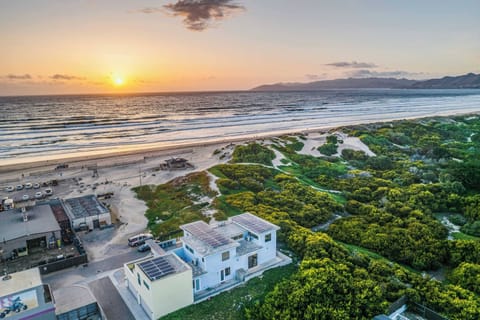 House (2 Bedrooms) | Front of property