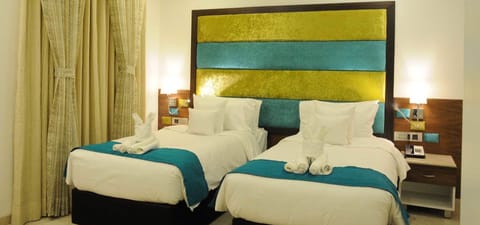 Executive Double or Twin Room, 1 Bedroom | Egyptian cotton sheets, premium bedding, memory foam beds, minibar