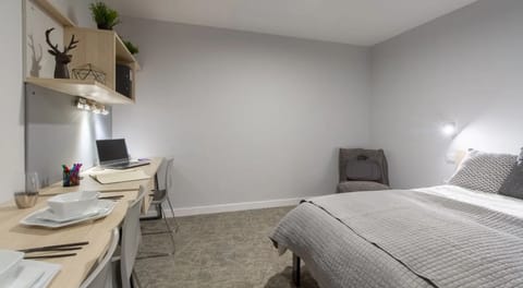 Studio, Non Smoking | Blackout drapes, free WiFi