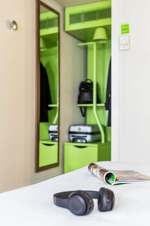 Premium bedding, individually decorated, individually furnished, desk