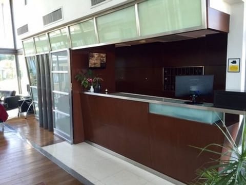 Concierge desk