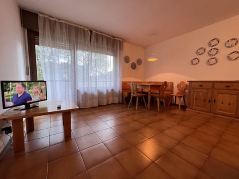 Apartment, Smoking | 1 bedroom