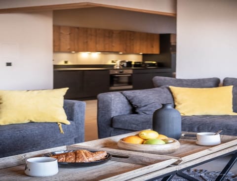 Apartment | Living room