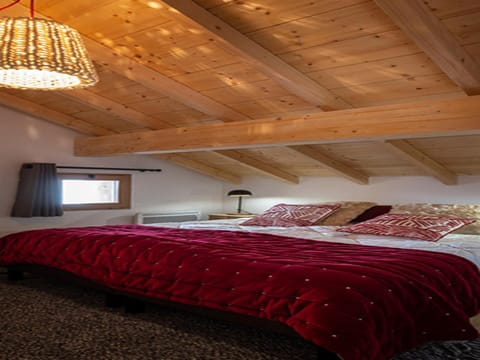 Apartment | 3 bedrooms, bed sheets