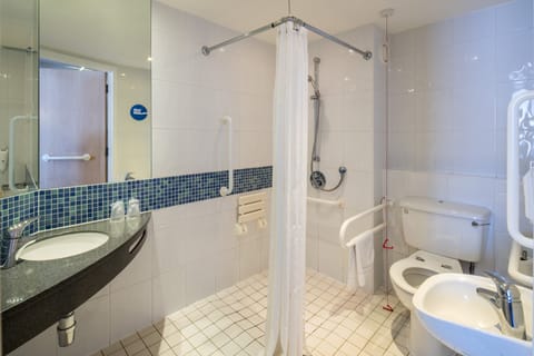 Standard Room, 1 Double Bed, Accessible | Bathroom | Shower, free toiletries, hair dryer, towels