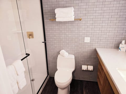 Premium bedding, free WiFi, bed sheets