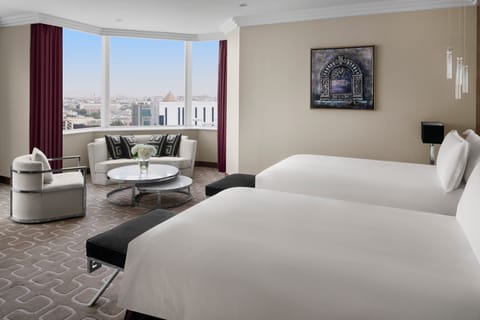 1 bedroom, Frette Italian sheets, premium bedding, down comforters