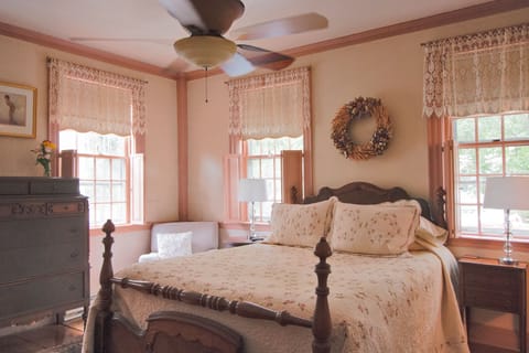 Blithewold Room | Individually decorated, individually furnished, free WiFi, bed sheets