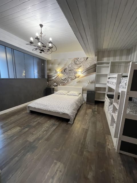 Comfort Quadruple Room, Private Bathroom, City View (Isolella)