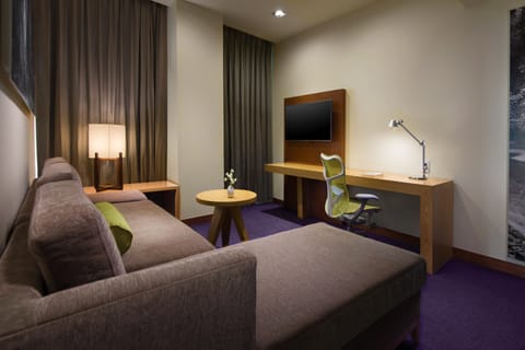 Premium bedding, minibar, in-room safe, free WiFi