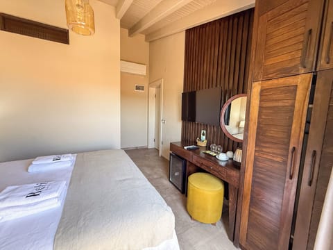 Deluxe Double Room, Balcony | Free WiFi
