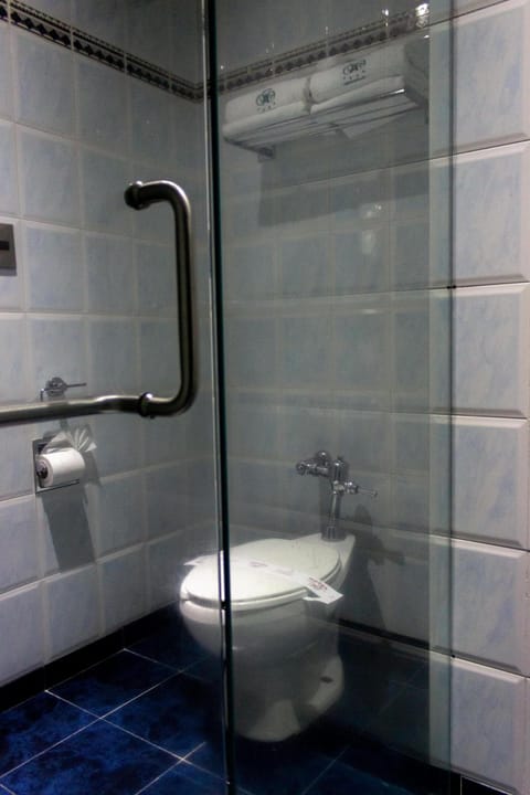 Free toiletries, towels, soap, shampoo