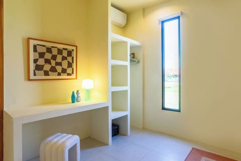 Cribs/infant beds, free WiFi, bed sheets