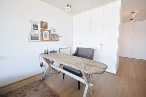 Apartment | Game room