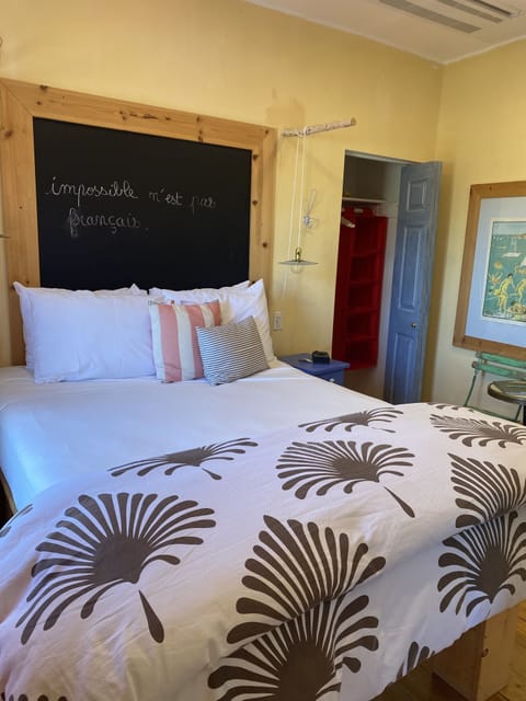 Family Suite, 2 Queen Beds | Hypo-allergenic bedding, pillowtop beds, individually decorated