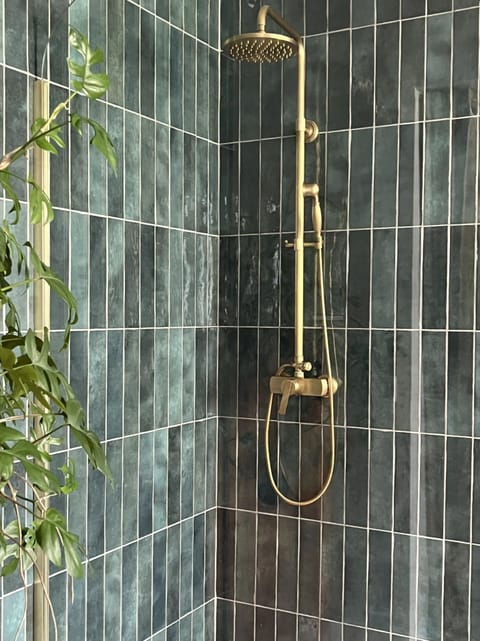 Classic Double Room, Pool View | Bathroom | Towels, toilet paper