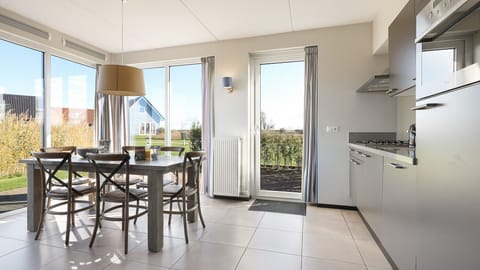 House (6C2-Sluis) | Living area | TV