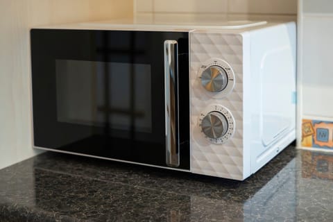 House | 2 bedrooms, desk, Internet