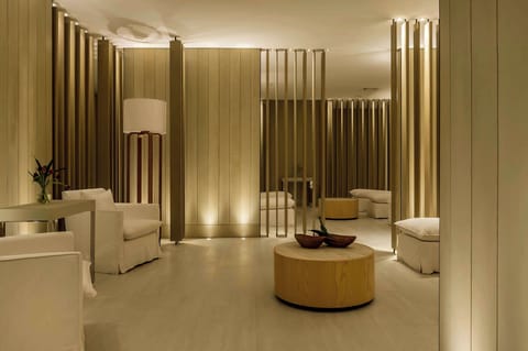 Couples treatment rooms, sauna, steam room