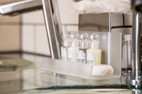 Bathroom amenities | Free toiletries, hair dryer, towels, soap