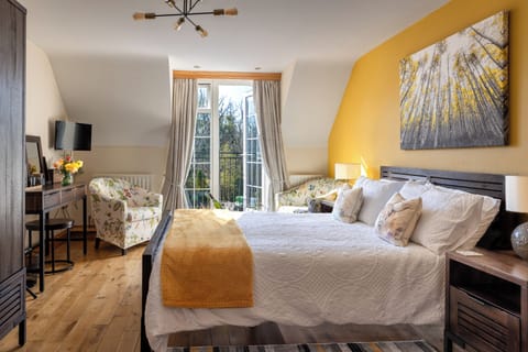 Comfort Double Room, 1 Bedroom, Balcony, Garden View (Aspen) | Blackout drapes, iron/ironing board, free WiFi