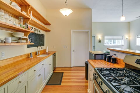 House (1 Bedroom) | Interior