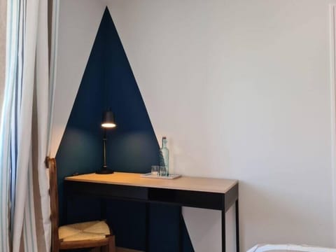 Comfort Room, Ensuite | Living area