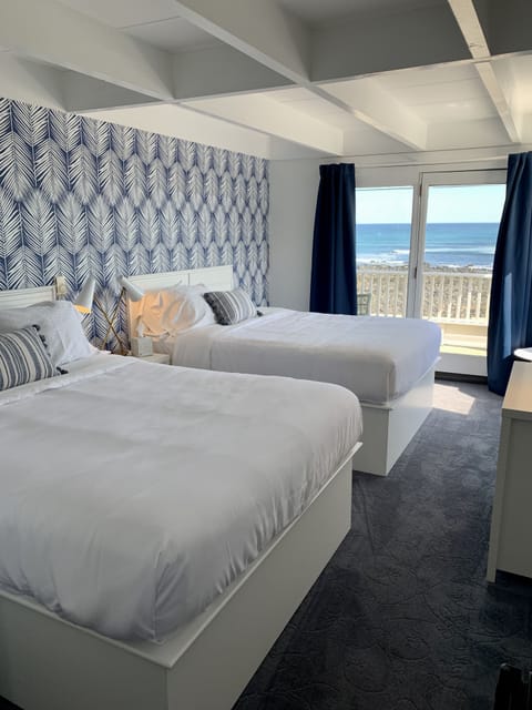 Deluxe Room, 2 Queen Beds, Balcony, Full Unobstructed Ocean View | Premium bedding, individually decorated, individually furnished