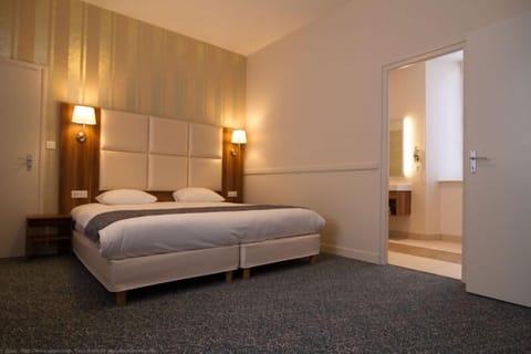 Individually furnished, desk, blackout drapes, soundproofing