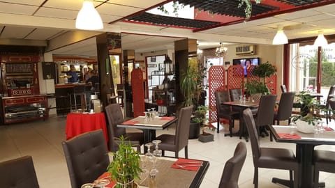 Daily buffet breakfast (EUR 14 per person)