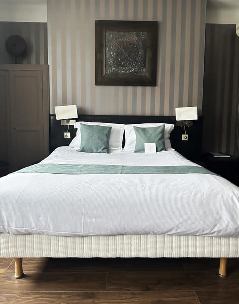 Junior Suite (4 persons) | Egyptian cotton sheets, pillowtop beds, in-room safe, desk