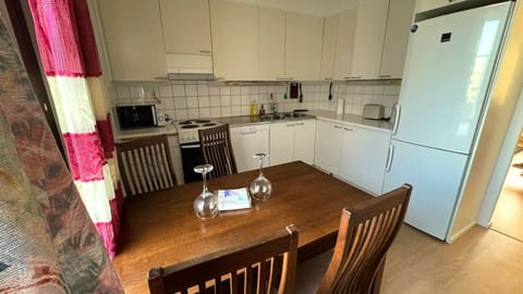 Apartment, 2 Bedrooms, Accessible, Balcony | Interior