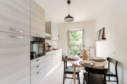 Apartment, Hill View | Premium bedding, down comforters, desk, iron/ironing board