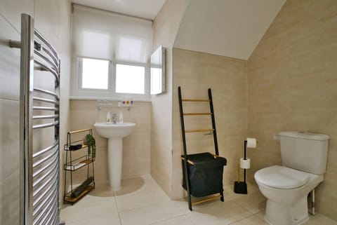 Double Room, Ensuite, Sea View (Balcony) | Bathroom