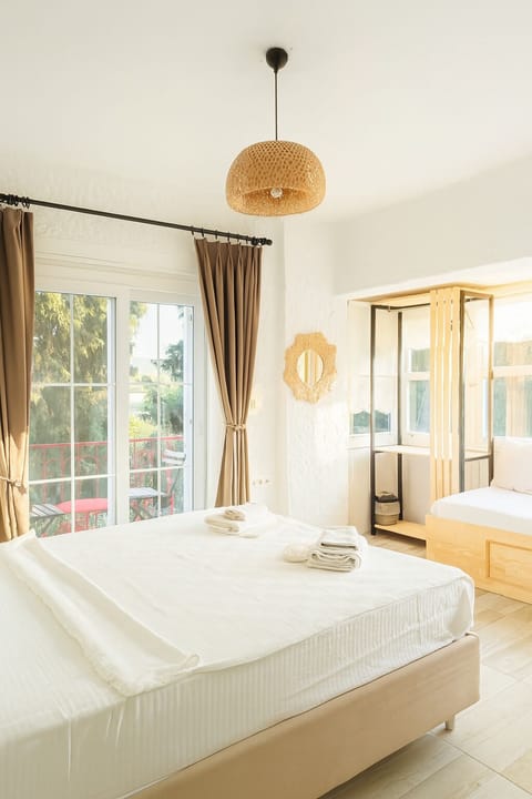 Superior Room, Balcony, Garden View | Free WiFi