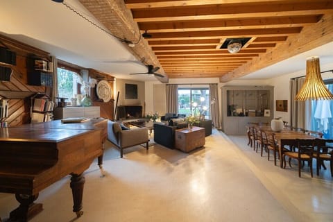 Villa, Private Bathroom, Garden View | Lounge