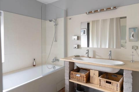 Villa, Private Bathroom, Garden View | Bathroom