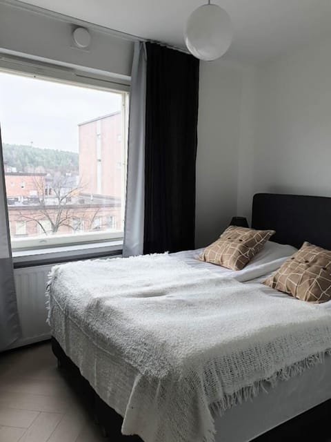 Comfort Apartment, 2 Bedrooms, City View | Iron/ironing board, free WiFi