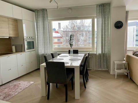 Comfort Apartment, 2 Bedrooms, City View | Private kitchen