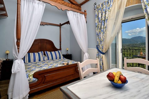Studio, Kitchenette, Mountain View | Select Comfort beds, individually decorated, individually furnished