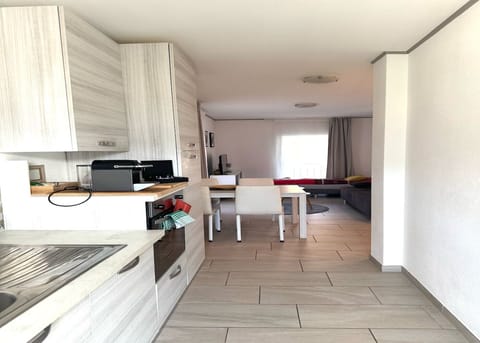 Comfort Room, Courtyard View | Living area | 100-cm TV with digital channels