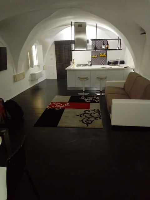 Design Apartment, 1 Bedroom, Non Smoking, Kitchen | View from room