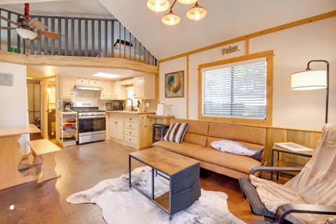 House (1 Bedroom) | Interior