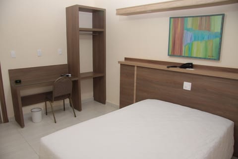 Superior Double Room | Minibar, in-room safe, desk, blackout drapes