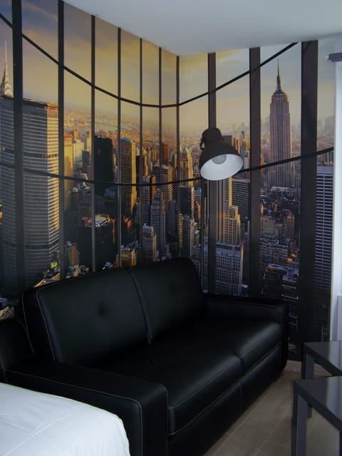 Apartment, 1 Bedroom | Premium bedding, desk, iron/ironing board, cribs/infant beds