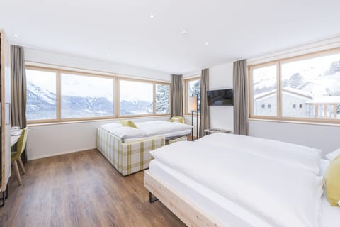 Deluxe Panorama Double Room | 1 bedroom, hypo-allergenic bedding, down comforters, in-room safe