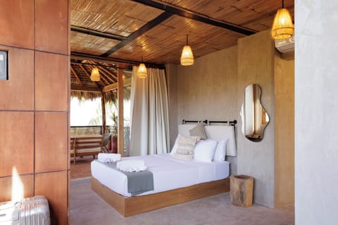 Superior Suite, Sea View | Iron/ironing board, free WiFi