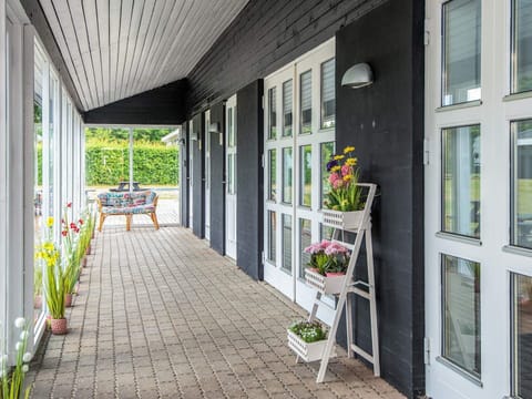 House | Terrace/patio