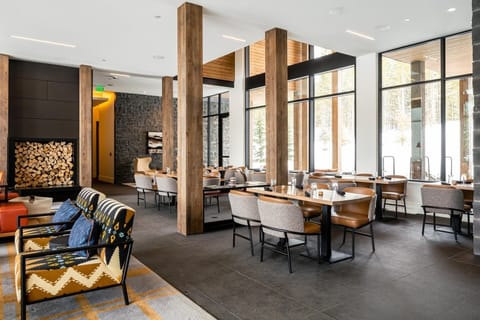 Condo, 1 Bedroom | Dining