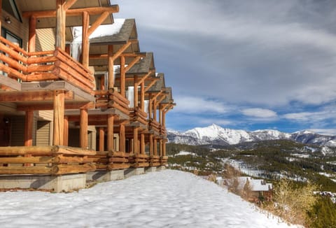 House, 3 Bedrooms | View from property